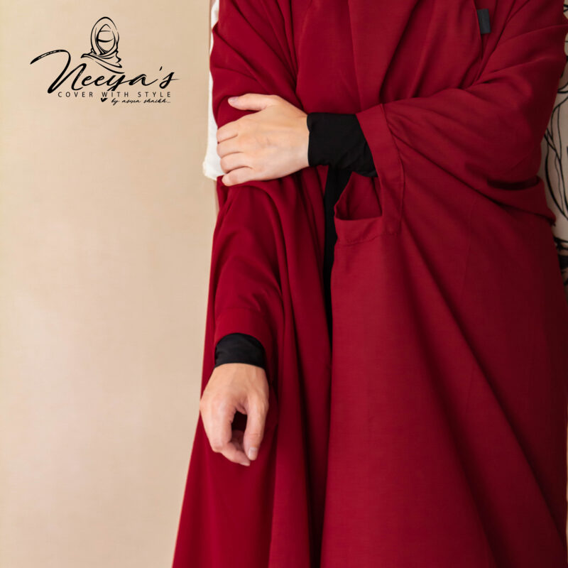 Cape Cloak - Reddish Mahroon