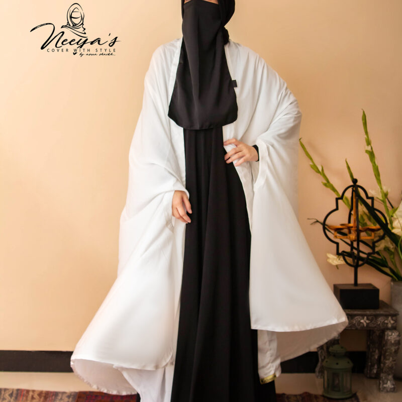 Cape Cloak - White