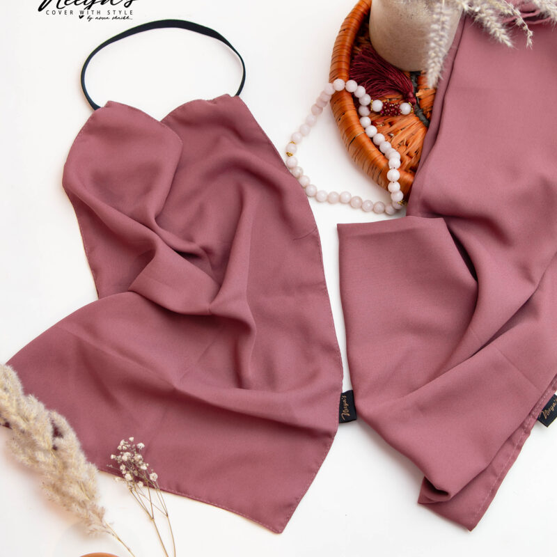 Hijab and Niqab (Strawberry Pink)